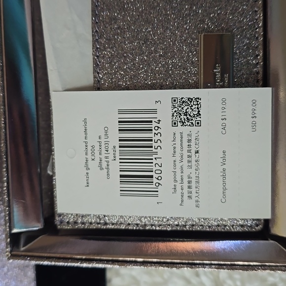 Kate Spade NWT NEW IN  BOX silver glitter card holder with Silver logo plaque - Picture 4 of 12